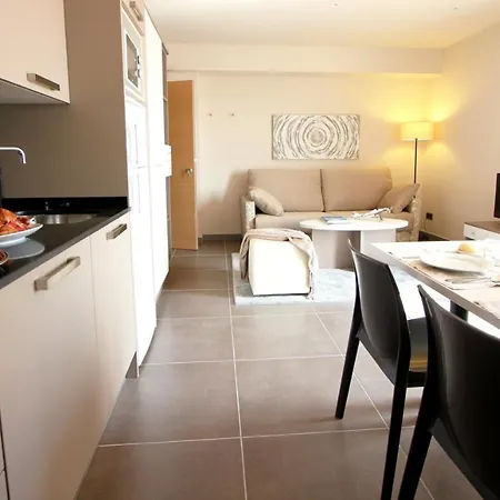 Ośrodek wypoczynkowy Sants S3 *